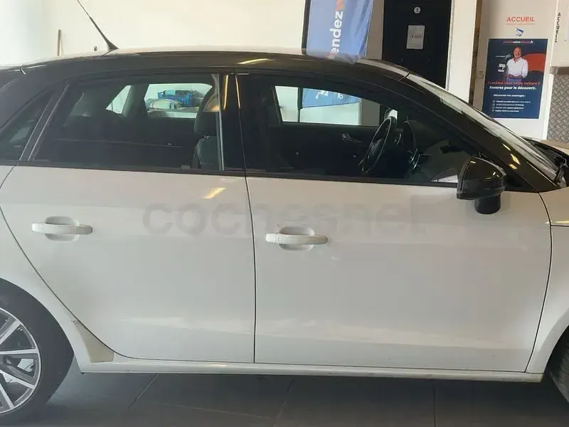 Usado Audi A1 Sportback Attraction 125 CV (91 kW) 2017 Blanco Utilitario