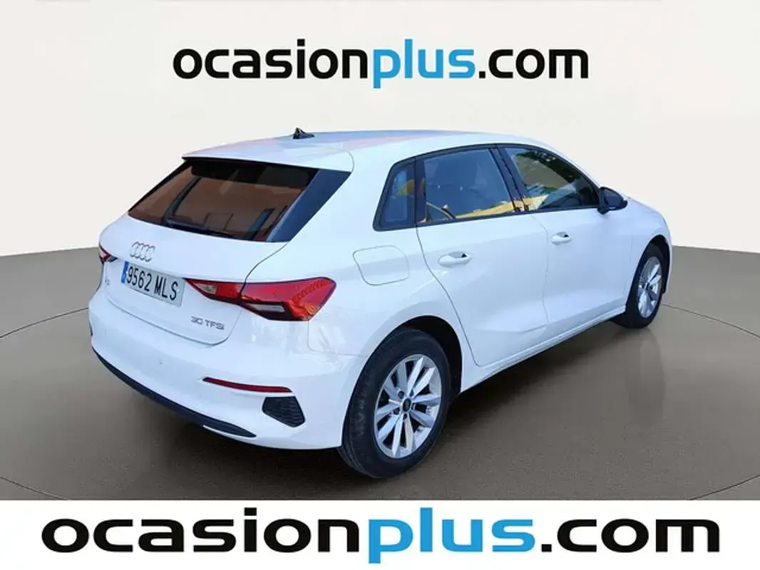 Usado Audi A3 Sportback 110 CV (80 kW) 2023 Blanco Utilitario