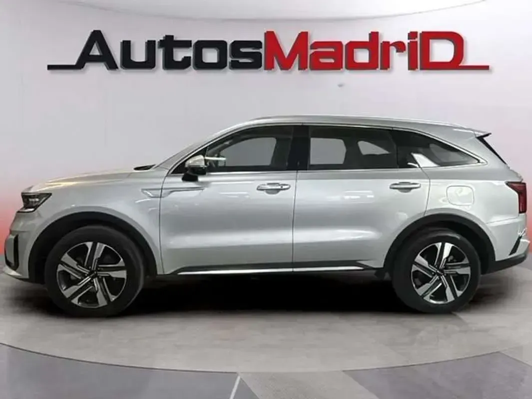 Usado Kia Sorento 265 CV (194 kW) 2023 Plateado SUV