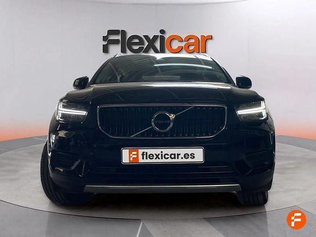 Usado Volvo XC40 Momentum 150 CV (110 kW) 2020 Negro SUV