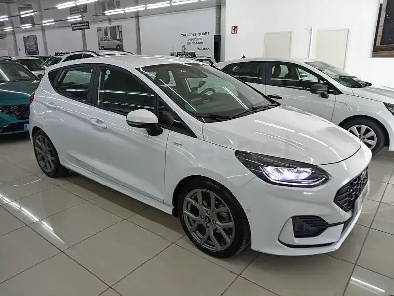 Usado Ford Fiesta ST-Line 125 CV (91 kW) 2023 Blanco Utilitario