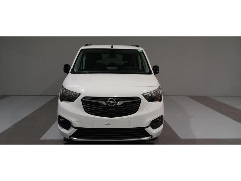 Usado Opel Combo-e Life Elegance 100 kW (136 CV) 2023 Arktis white Monovolumen