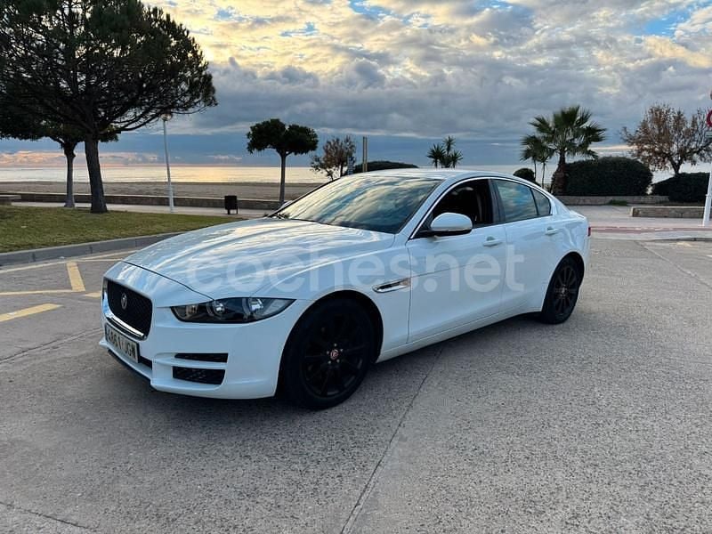 Blanco Usado 2016 Jaguar XE Prestige Berlina | 14.900 € (Precio justo) - Imagen 1/4