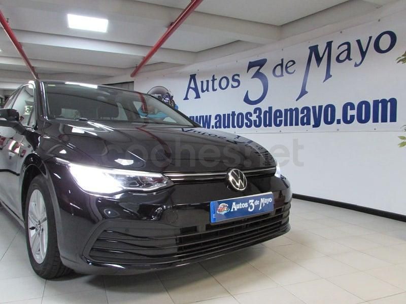 Używany VW Golf VIII 110 KM (80 kW) 2021 Czarny Sedan/Limuzyna