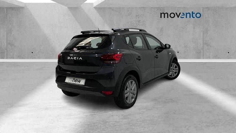 Usado Dacia Sandero Essentiel 101 CV (74 kW) 2022 Gris Berlina