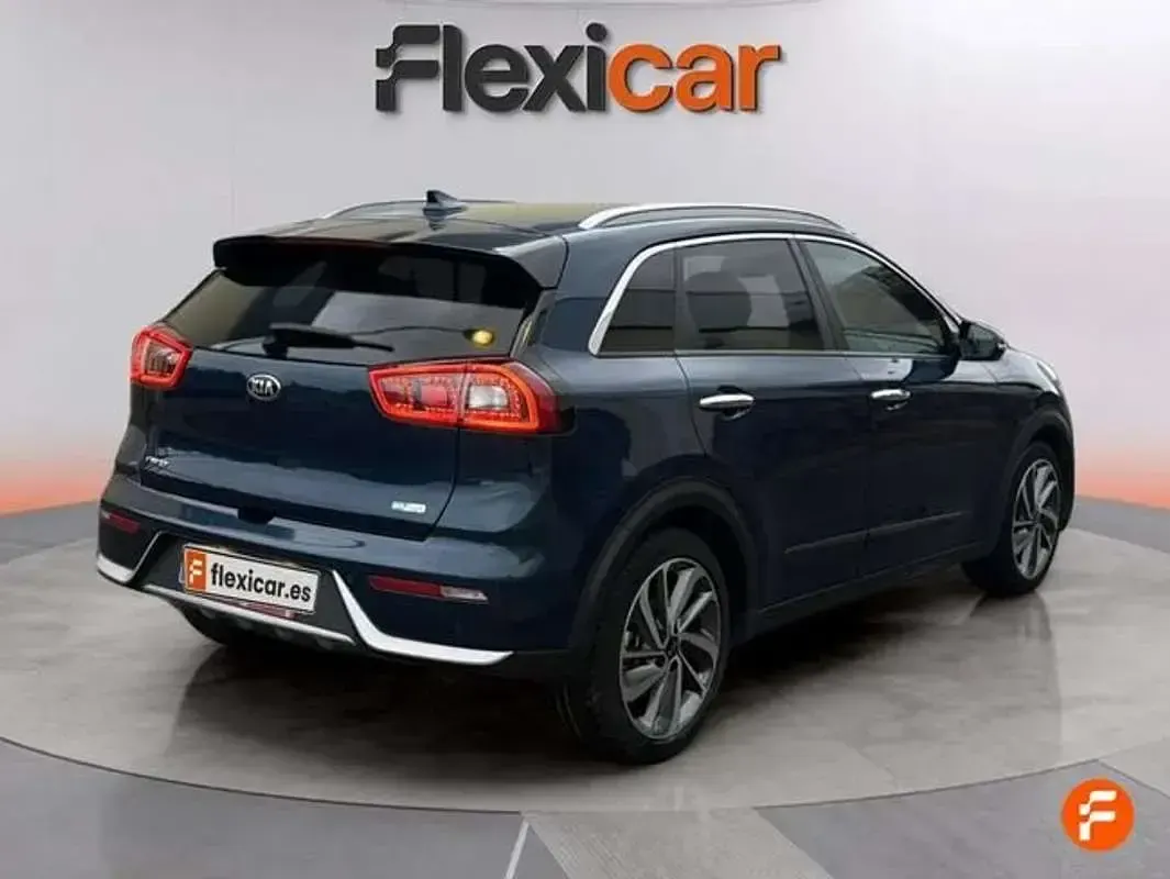 Usado Kia Niro 141 CV (103 kW) 2018 Azul SUV