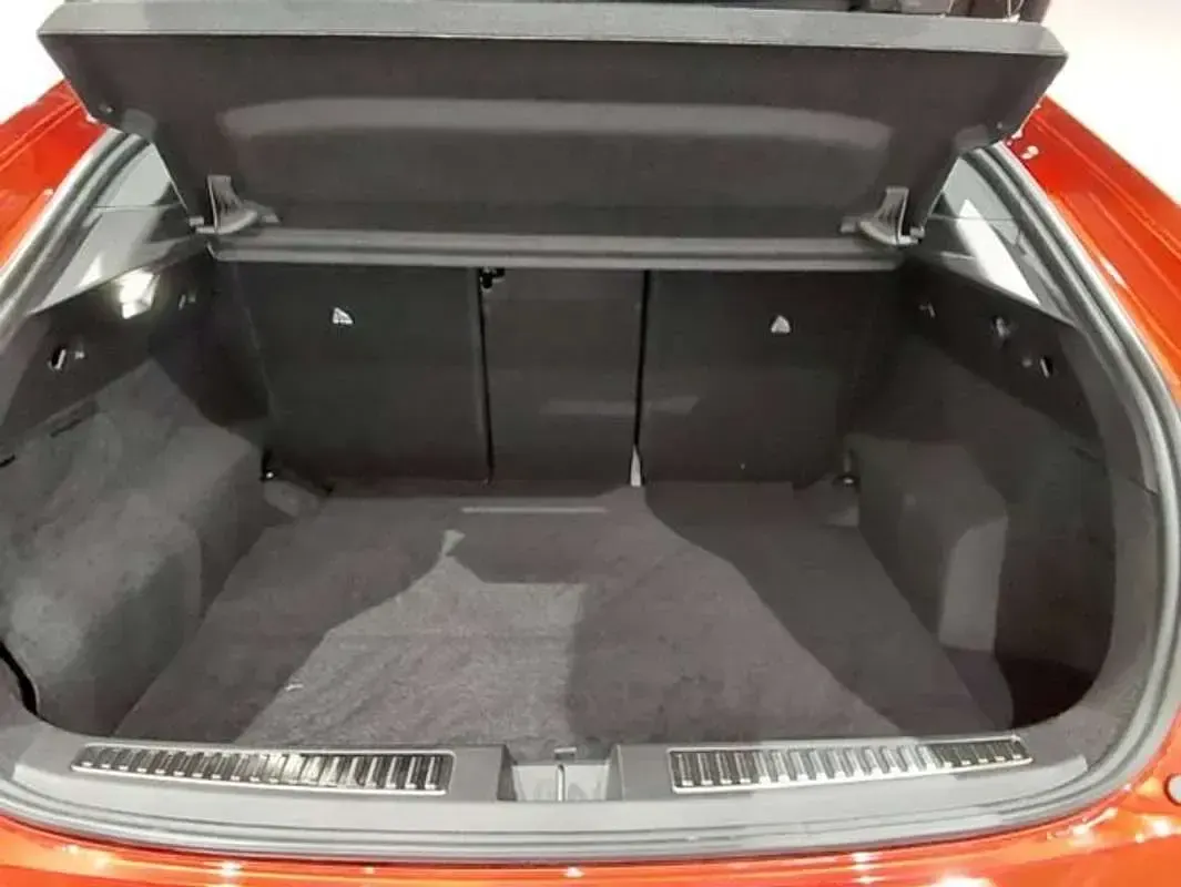 Usado Renault Rafale Esprit Alpine 131 CV (96 kW) 2025 Rojo SUV