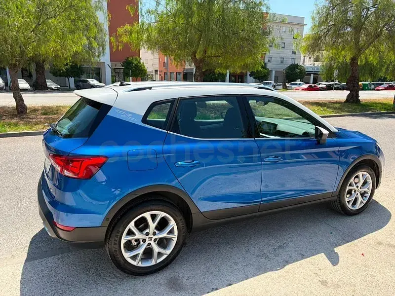 Usado Seat Arona FR 116 CV (85 kW) 2025 Azul SUV