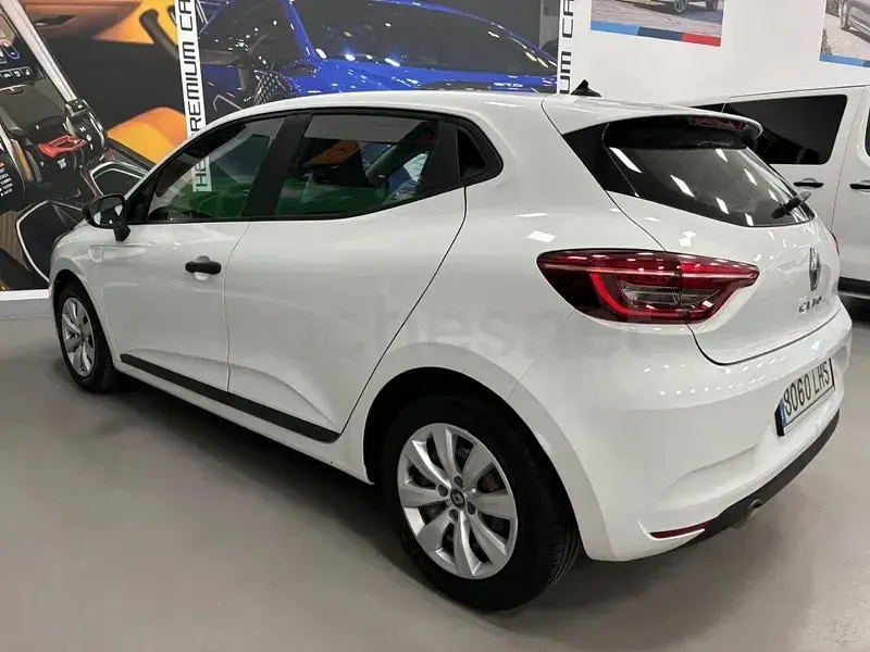 Usado Renault Clio V Intens 85 CV (62 kW) 2020 Blanco Berlina