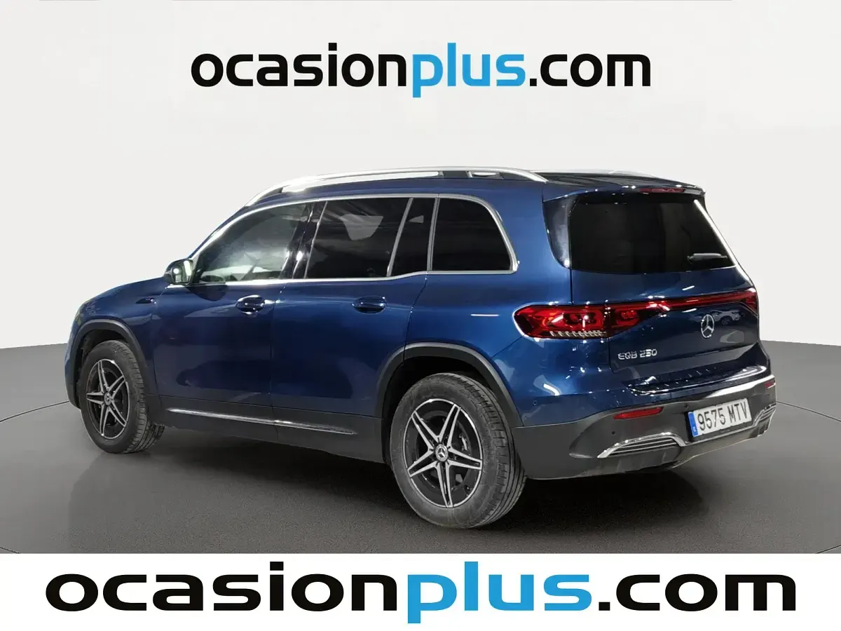 Usado Mercedes EQB250 AMG 139 kW (190 CV) 2024 Azul SUV