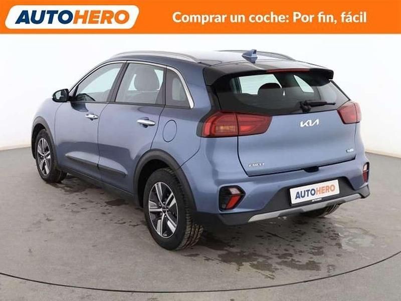 Usado Kia Niro 141 CV (103 kW) 2022 Azul SUV