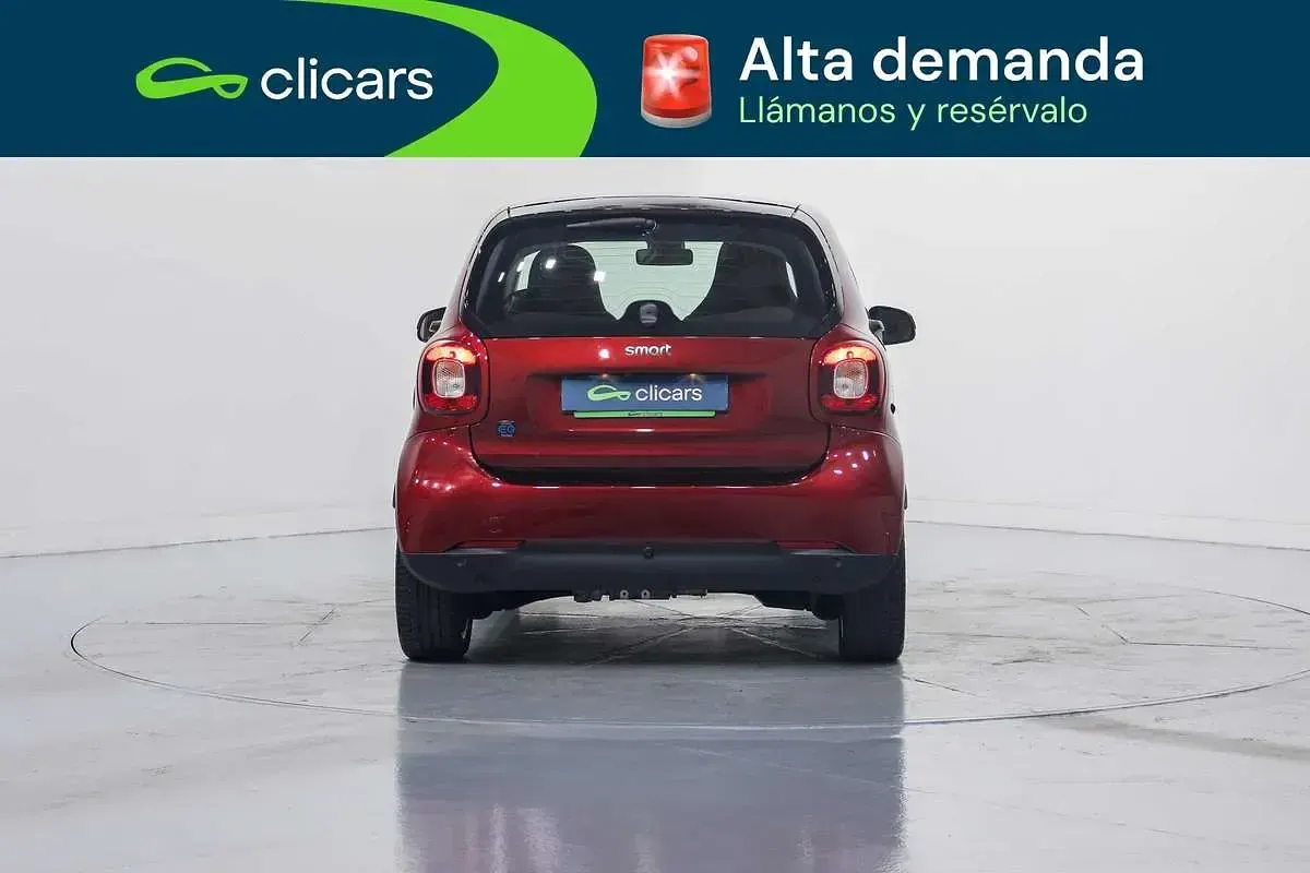 Usado Smart ForTwo Coupé Pulse 60 kW (82 CV) 2022 Rojo Coupe