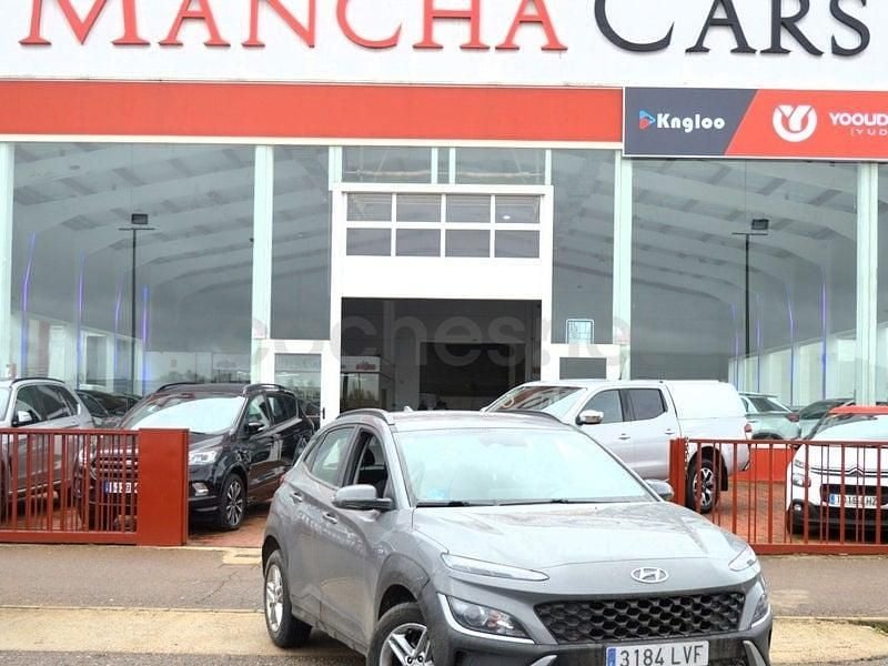 Usado Hyundai Kona 136 CV (100 kW) 2022 Gris / plata SUV