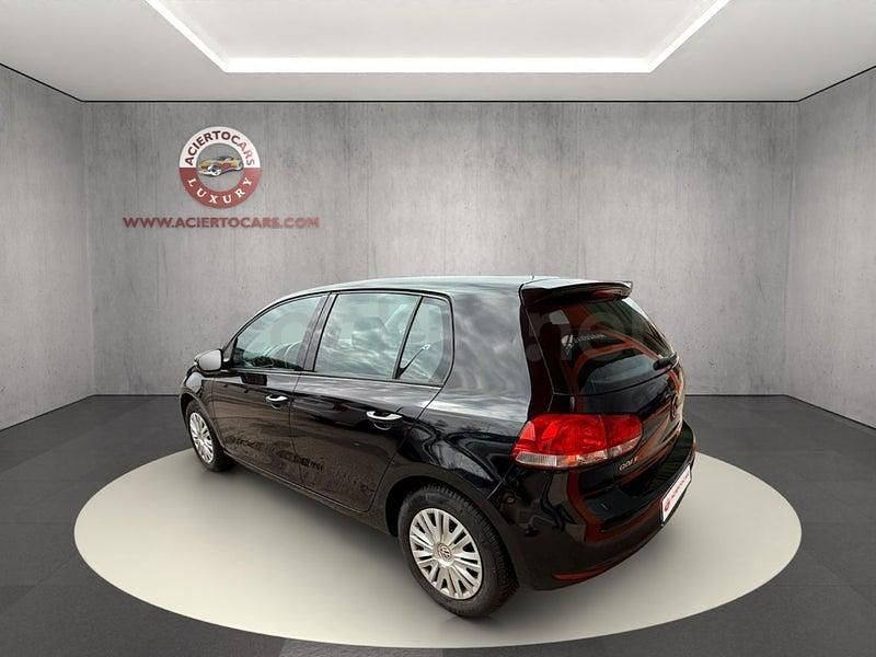 Usado VW Golf VI Advance 105 CV (77 kW) 2011 Negro Utilitario