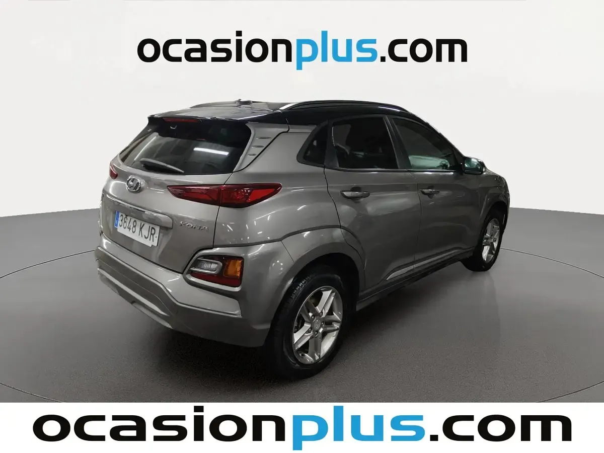 Usado Hyundai Kona 120 CV (88 kW) 2018 Gris SUV