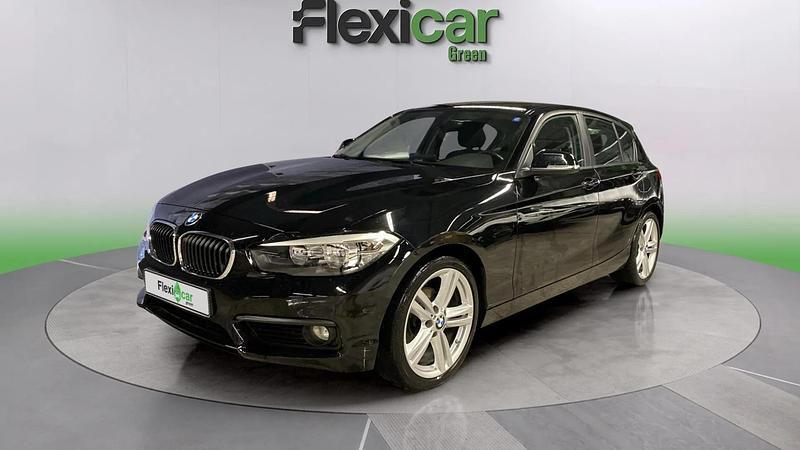 Usado BMW 118 136 CV (100 kW) 2018 Negro Utilitario