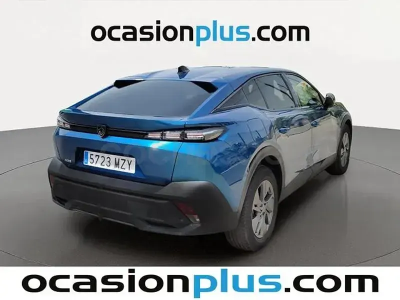 Usado Peugeot 408 Allure 145 CV (106 kW) 2025 Azul SUV