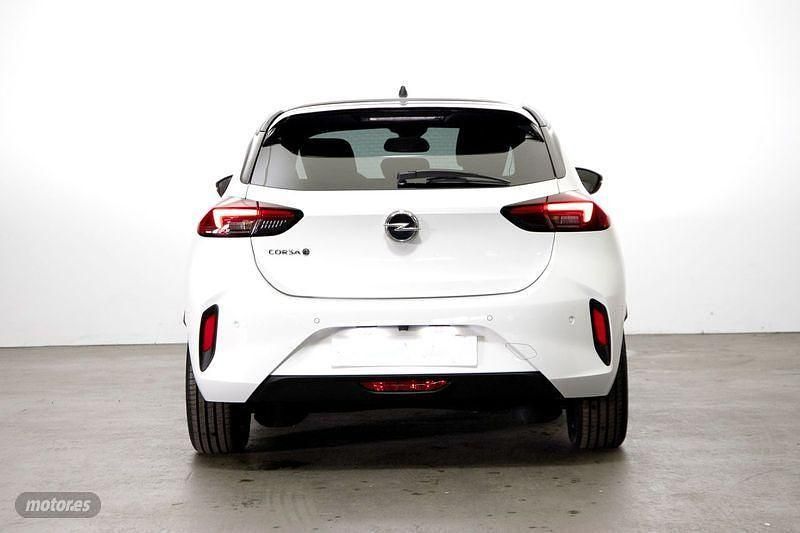 Usado Opel Corsa-e 100 kW (136 CV) 2023 Blanco Utilitario