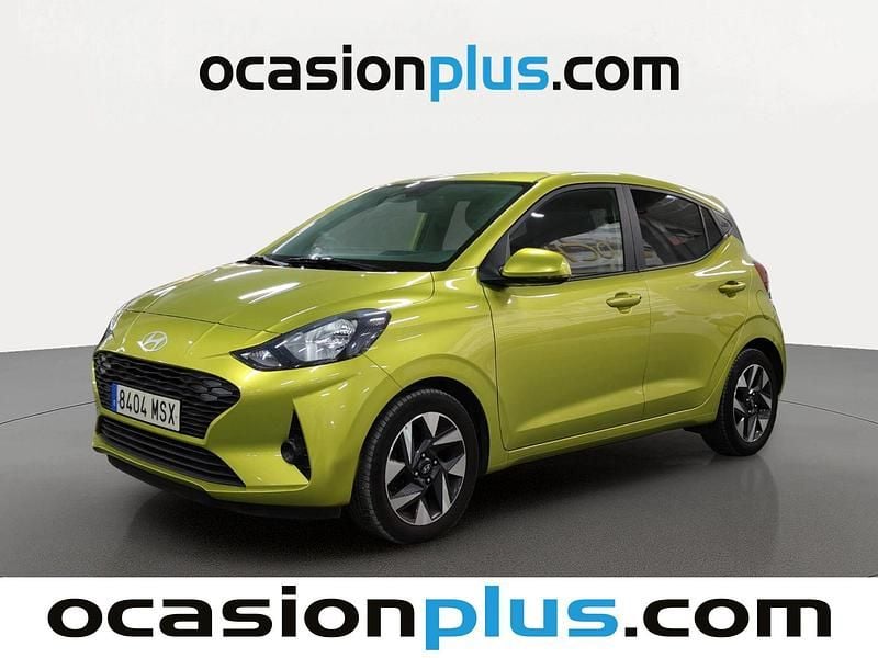 Verde Usado 2024 Hyundai i10 Utilitario | 13.082 € (Precio justo) - Imagen 1/4