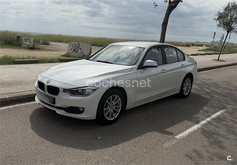 Blanco Usado 2012 BMW 318 Berlina | 10.800 € (Precio justo) - Imagen 1/3
