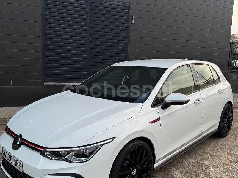 Blanco Usado 2024 VW Golf GTI Berlina | 35.900 € - Imagen 1/4