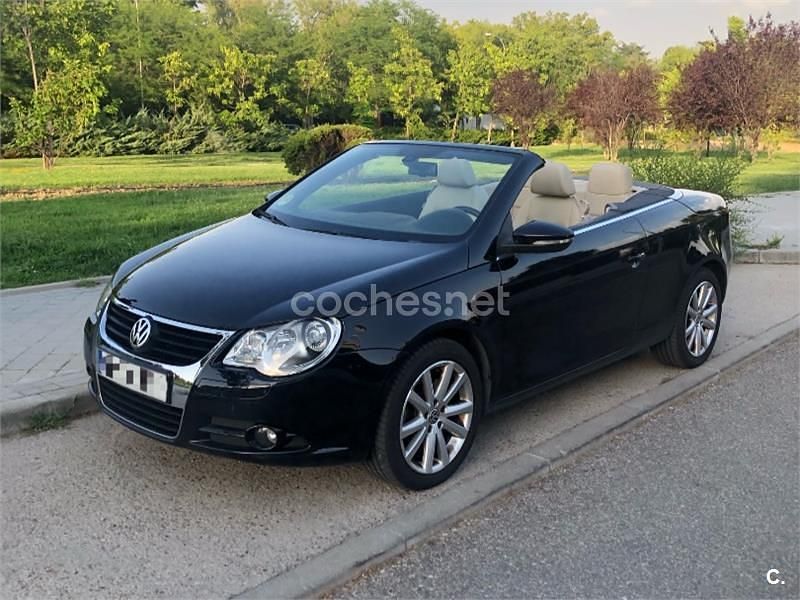 Usado VW Eos 140 CV (102 kW) 2011 Negro Descapotable