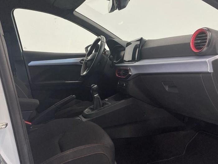 Usado Seat Ibiza FR 115 CV (84 kW) 2024 Blanco Berlina