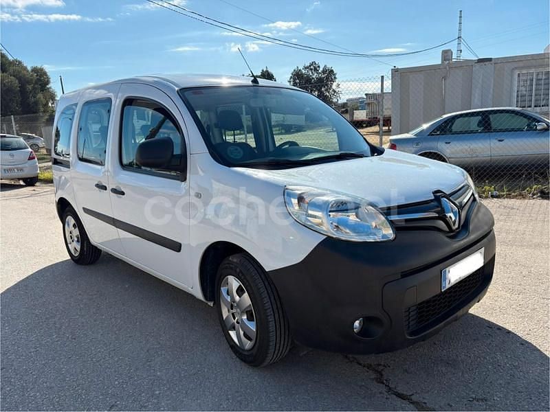 Usado Renault Kangoo Edition One 95 CV (69 kW) 2021 Blanco Familiar