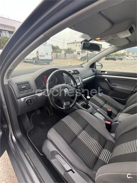Gris / plata Usado 2008 VW Golf VI Highline Berlina | 6000 € (Precio justo) - Imagen 1/4