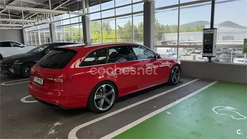 Usado Audi A4 S-Line 150 CV (110 kW) 2016 Rojo Familiar