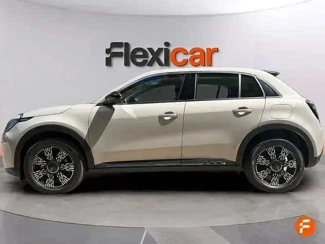 Usado Fiat 600 100 CV (73 kW) 2025 Blanco SUV