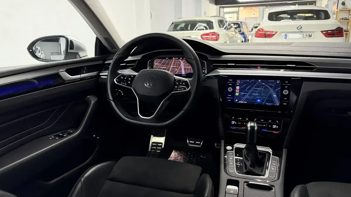 Usado VW Arteon Elegance 218 CV (160 kW) 2022 Blanco Familiar