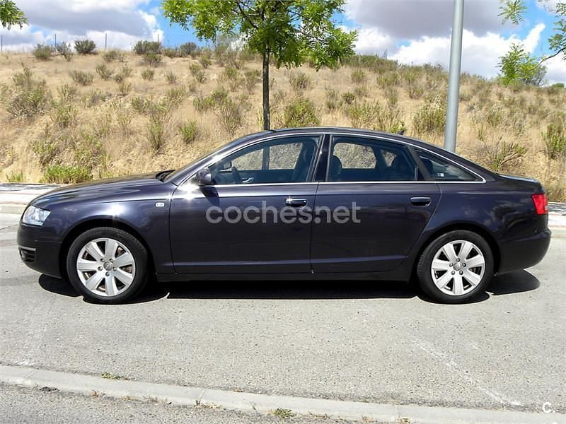 Usado Audi A6 180 CV (132 kW) 2006 Azul Berlina