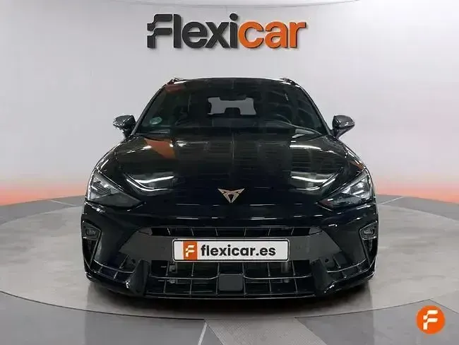 Usado Cupra Leon 150 CV (110 kW) 2024 Negro Familiar