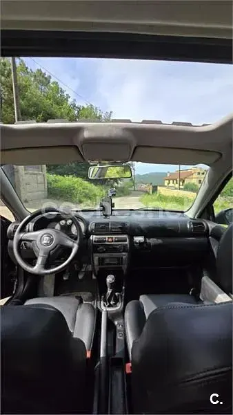 Usado Seat Leon FR 150 CV (110 kW) 2003 Negro Utilitario