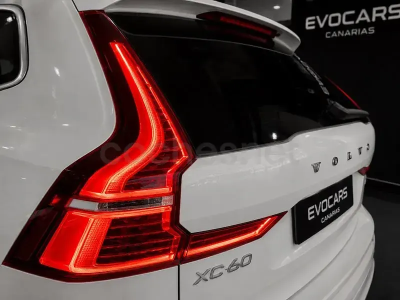 Usado Volvo XC60 Inscription 390 CV (286 kW) 2020 Blanco SUV