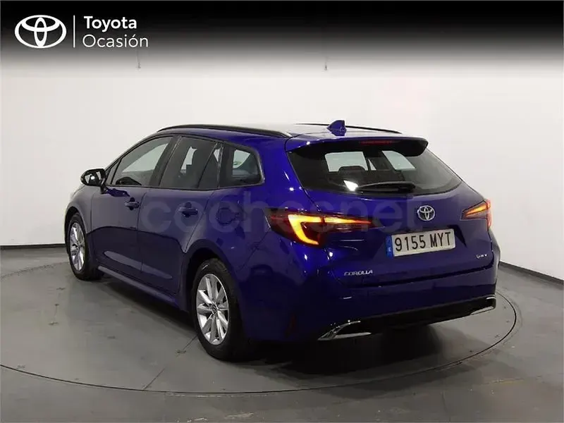Usado Toyota Corolla Active 140 CV (102 kW) 2025 Azul Familiar
