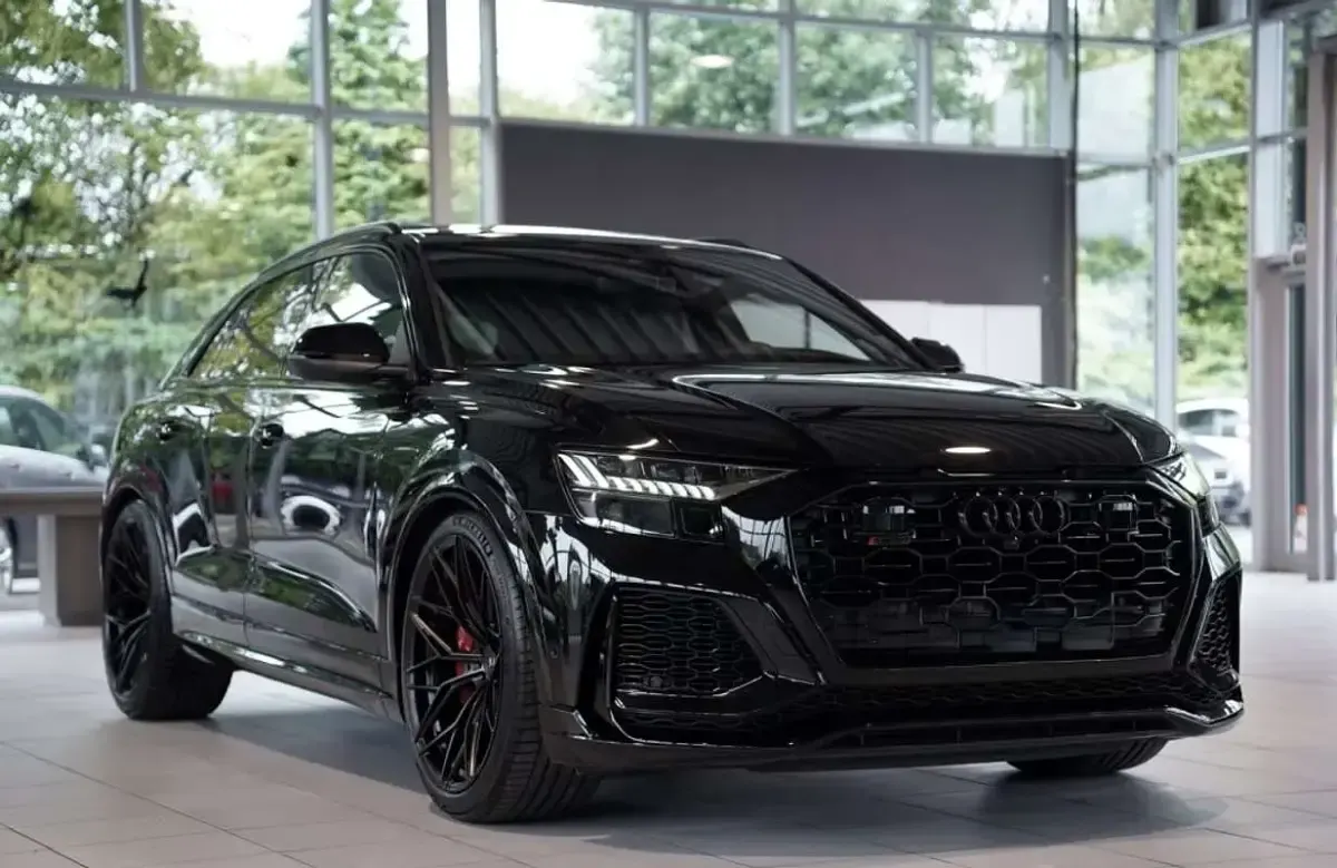 Usado Audi Q8 Sport 601 CV (442 kW) 2023 Negro SUV