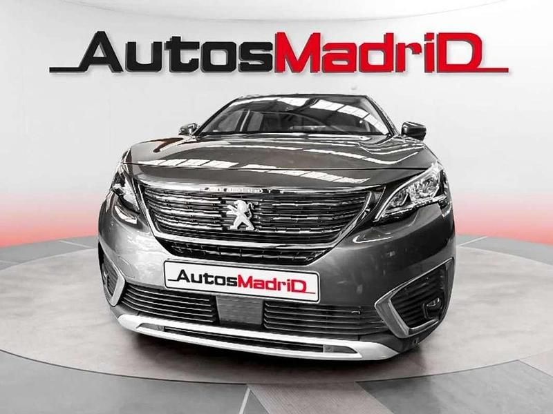 Usado Peugeot 5008 Allure 131 CV (96 kW) 2019 Gris SUV