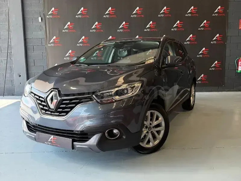 Usado Renault Kadjar Intens 110 CV (80 kW) 2016 Gris / plata SUV