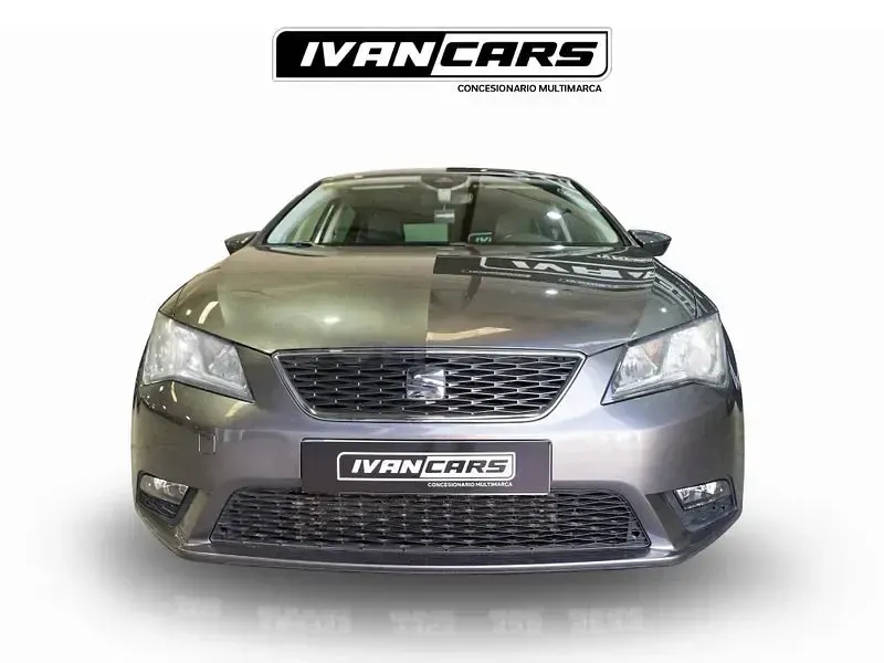 Usado Seat Leon CONNECT 115 CV (84 kW) 2016 Gris / plata Berlina