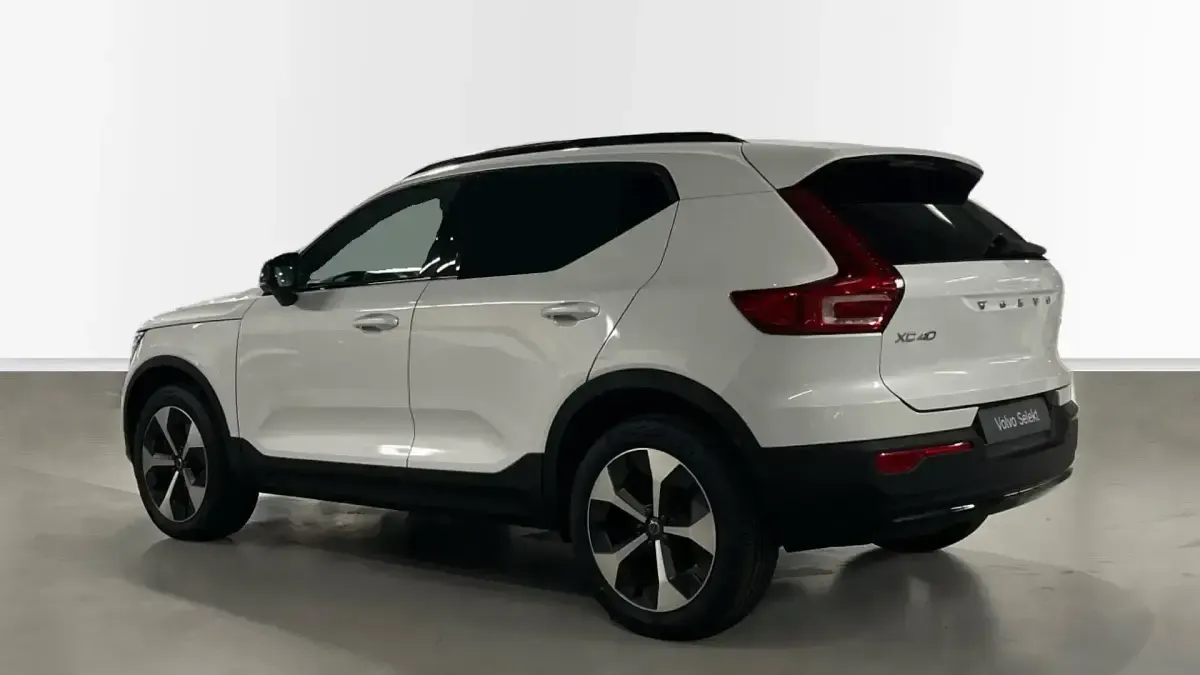 Usado Volvo XC40 Plus 197 CV (144 kW) 2024 Otro SUV