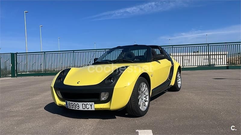 Usado Smart Roadster 61 CV (44 kW) 2004 Amarillo Descapotable