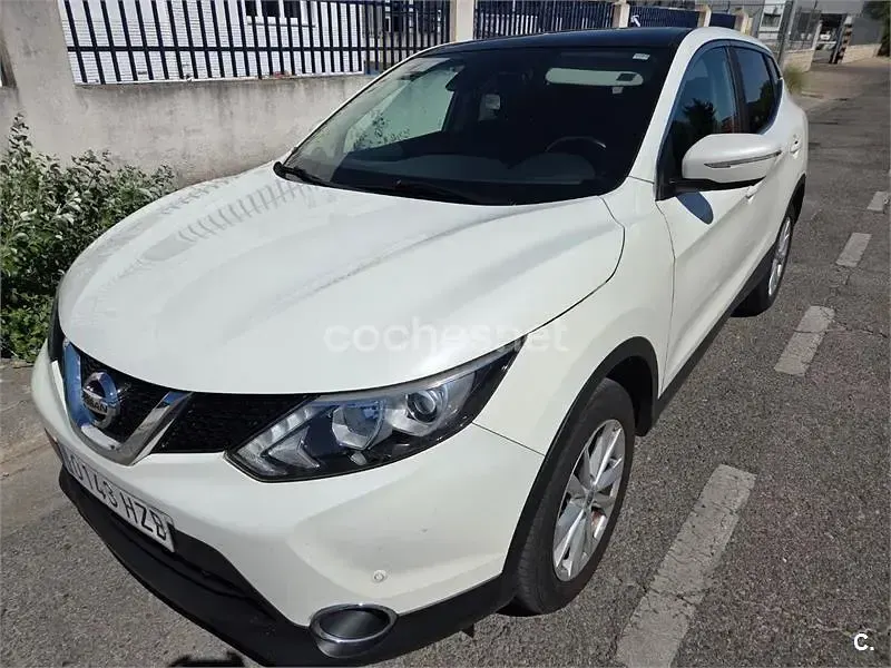 Usado Nissan Qashqai N-TEC 110 CV (80 kW) 2014 Blanco SUV
