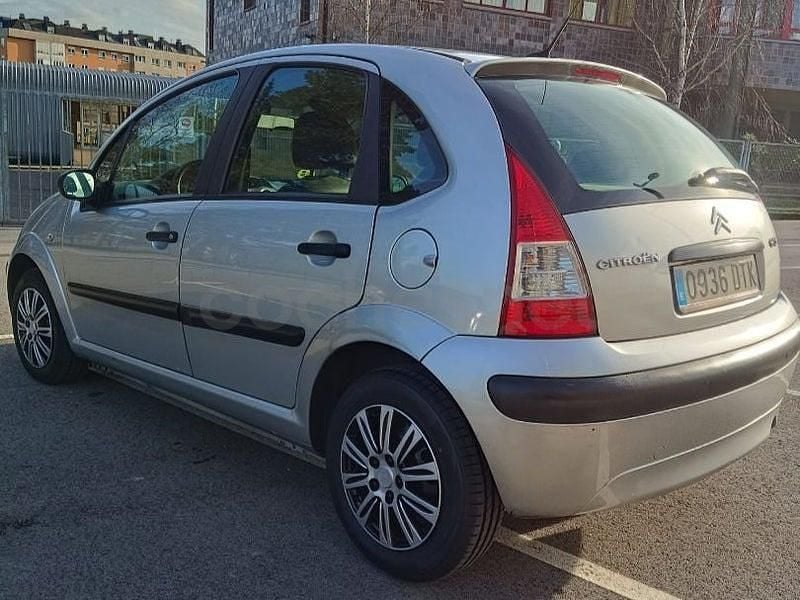 Usado Citroën C3 Furio 61 CV (44 kW) 2005 Gris / plata Berlina