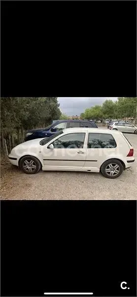 Usado VW Golf IV Highline 105 CV (77 kW) 2002 Blanco Berlina