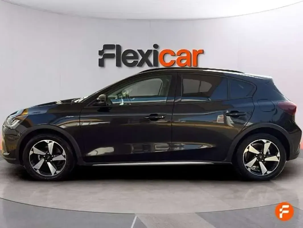 Usado Ford Focus ST-Line 155 CV (114 kW) 2024 Negro Berlina