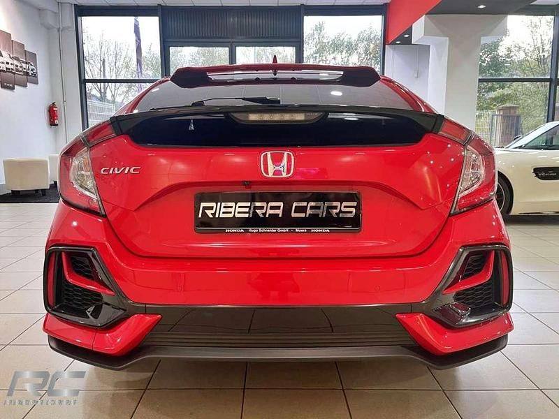 Usado Honda Civic Elegance 126 CV (92 kW) 2021 Rojo Utilitario