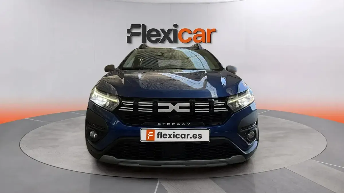Usado Dacia Sandero Essentiel 101 CV (74 kW) 2023 Azul Berlina
