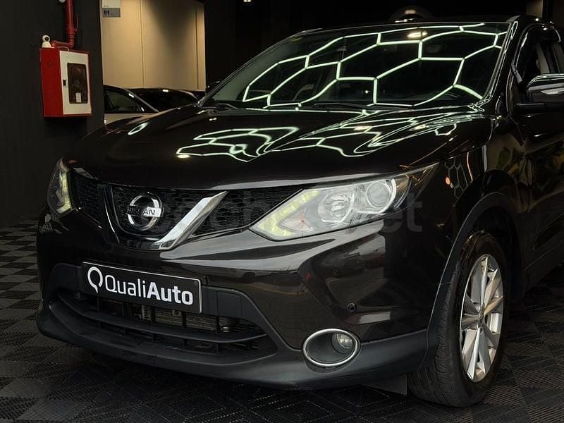 Usado Nissan Qashqai N-Connecta 131 CV (96 kW) 2017 Negro SUV
